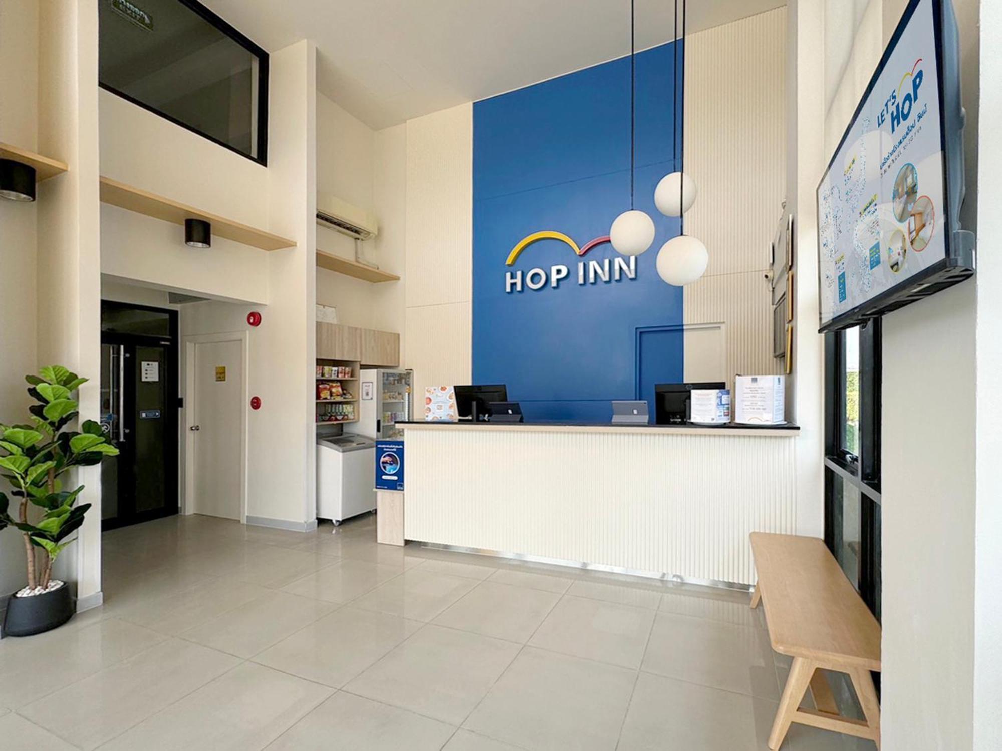 Hop Inn Nakhon Si Thammarat Bagian luar foto